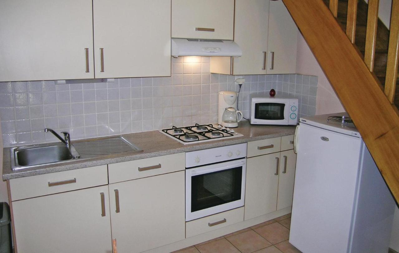 Amazing Apartment In Roz-Landrieux With Kitchen Extérieur photo
