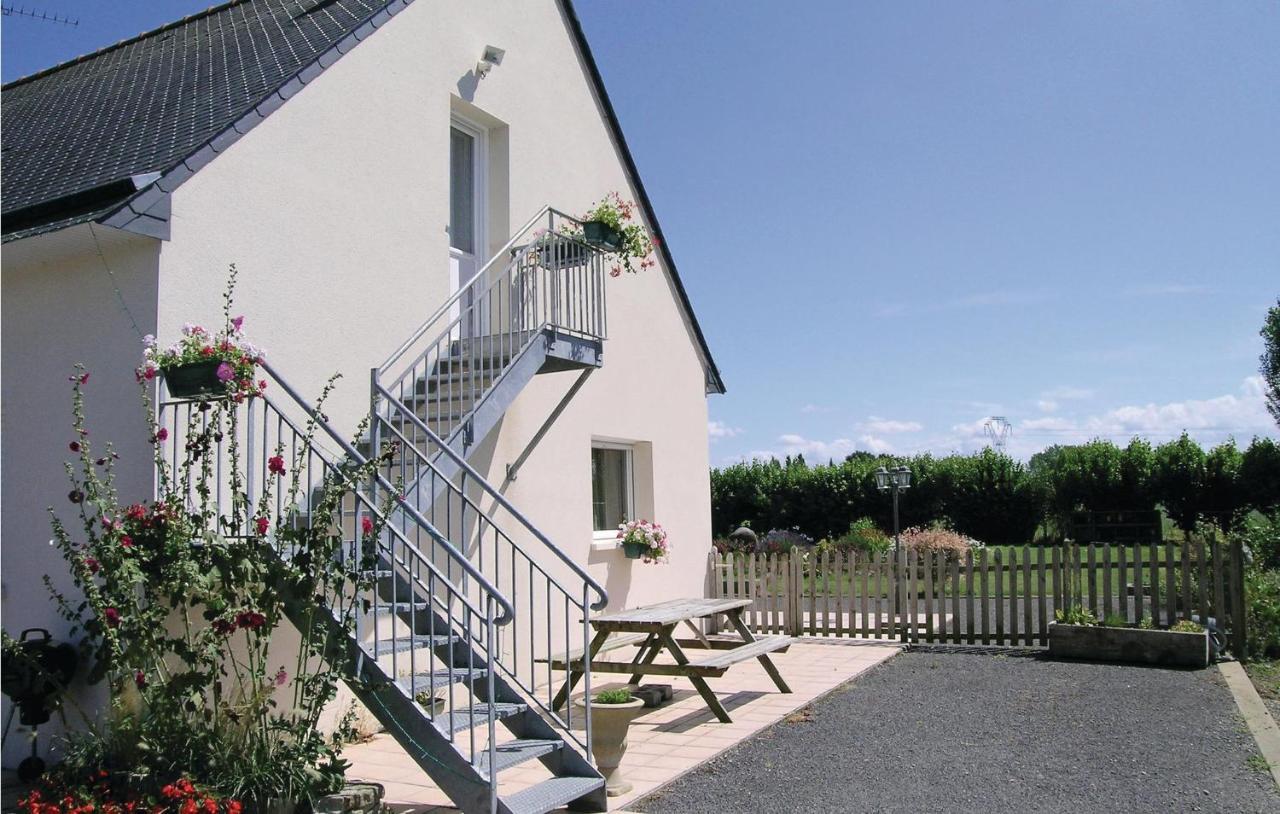 Amazing Apartment In Roz-Landrieux With Kitchen Extérieur photo