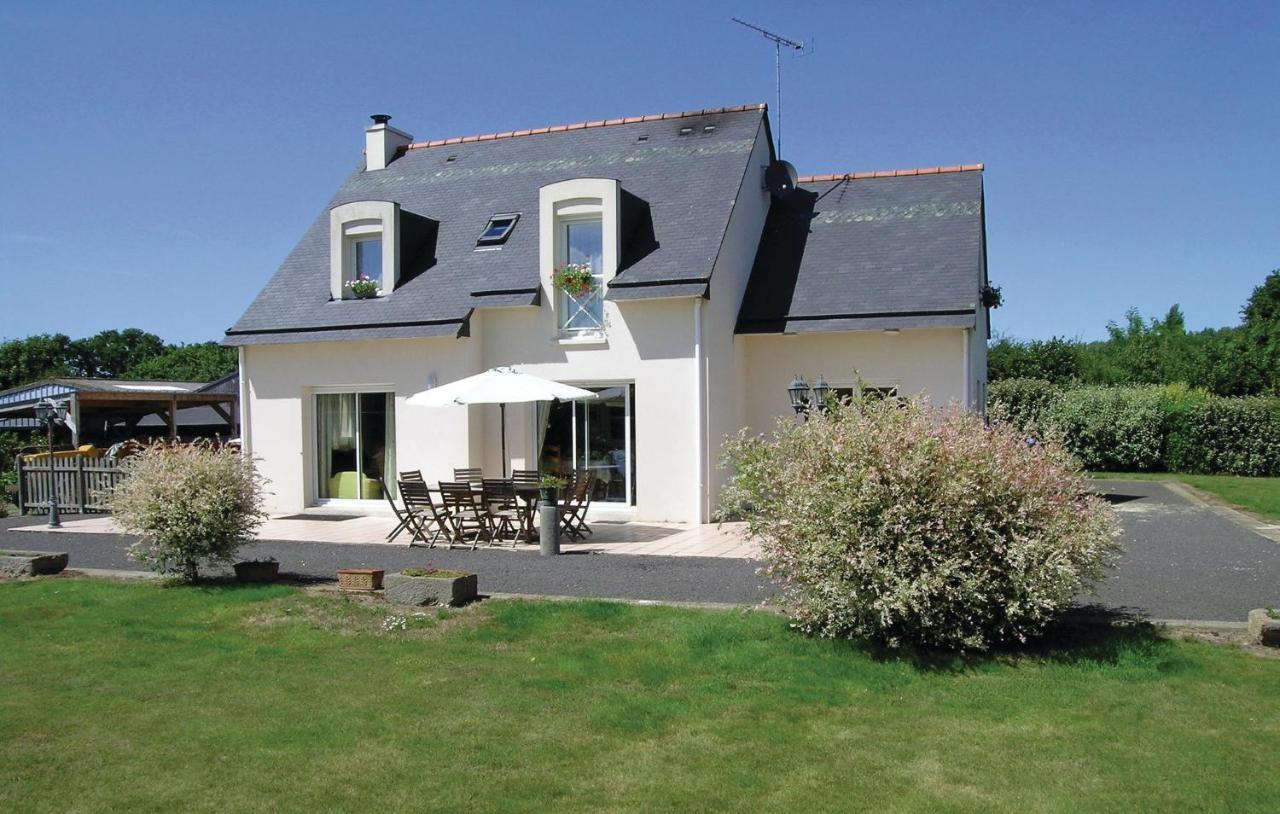 Amazing Apartment In Roz-Landrieux With Kitchen Extérieur photo