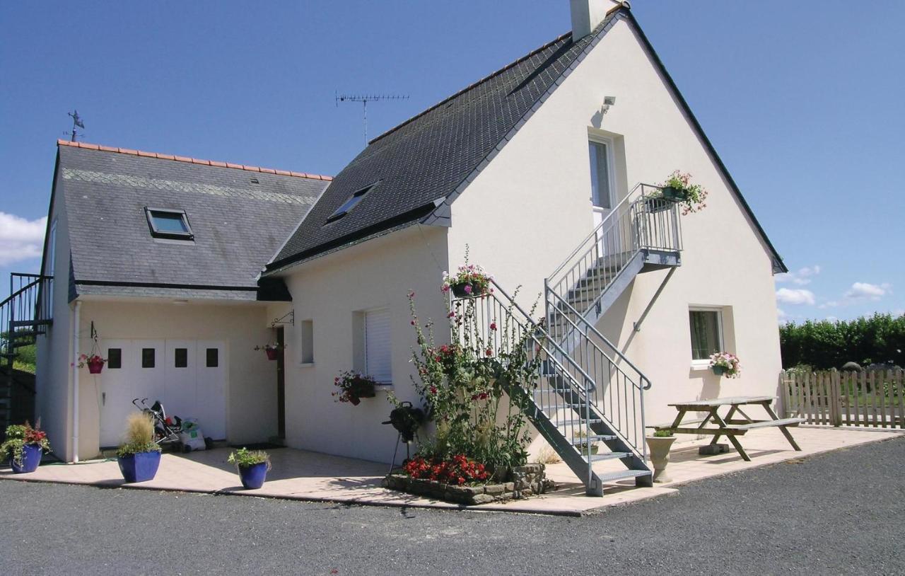 Amazing Apartment In Roz-Landrieux With Kitchen Extérieur photo