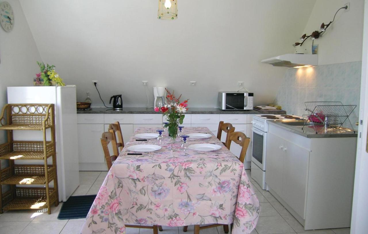 Amazing Apartment In Roz-Landrieux With Kitchen Extérieur photo