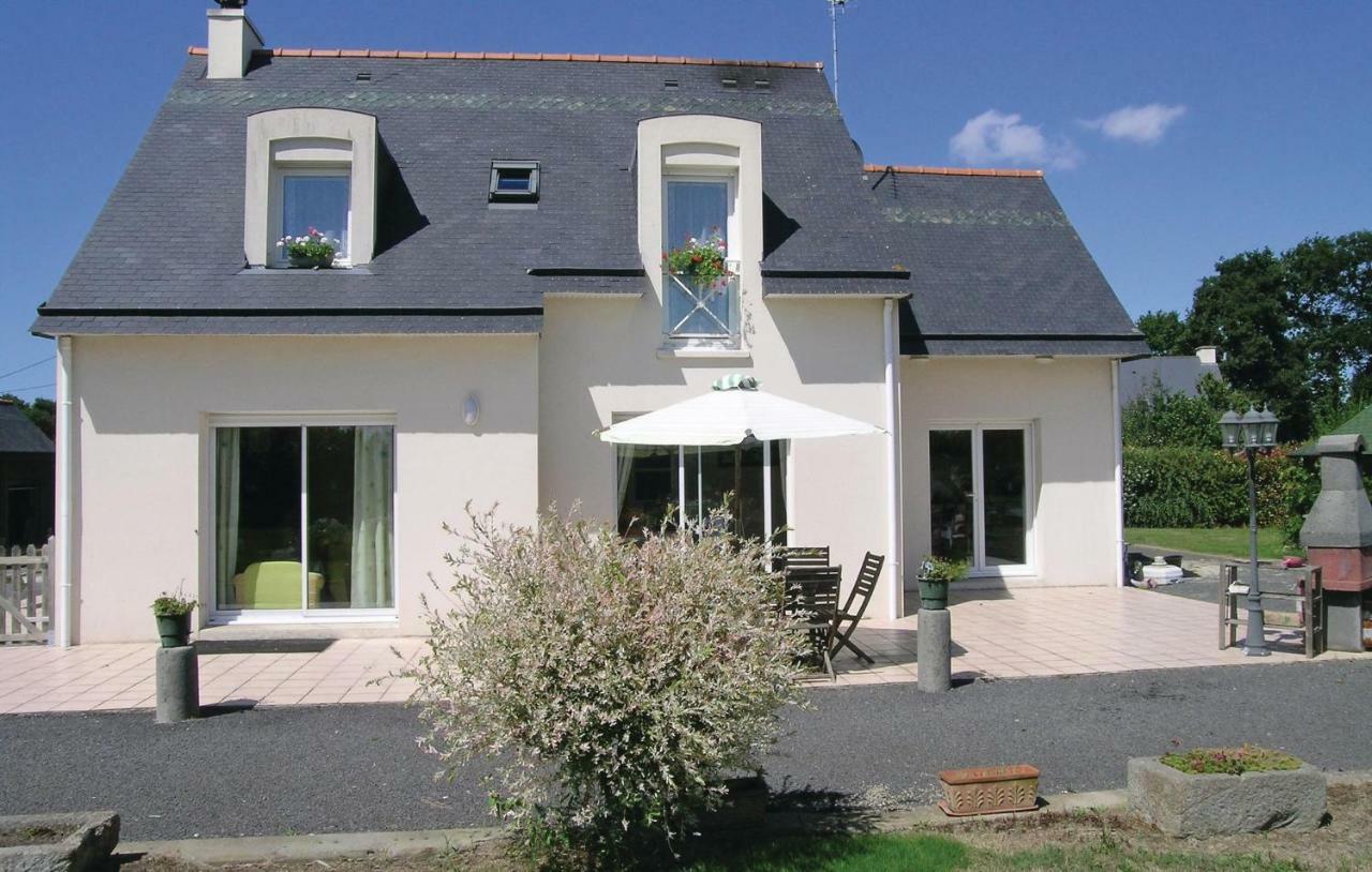 Amazing Apartment In Roz-Landrieux With Kitchen Extérieur photo